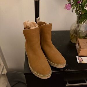 Nicole Miller Tan Ankle Boots